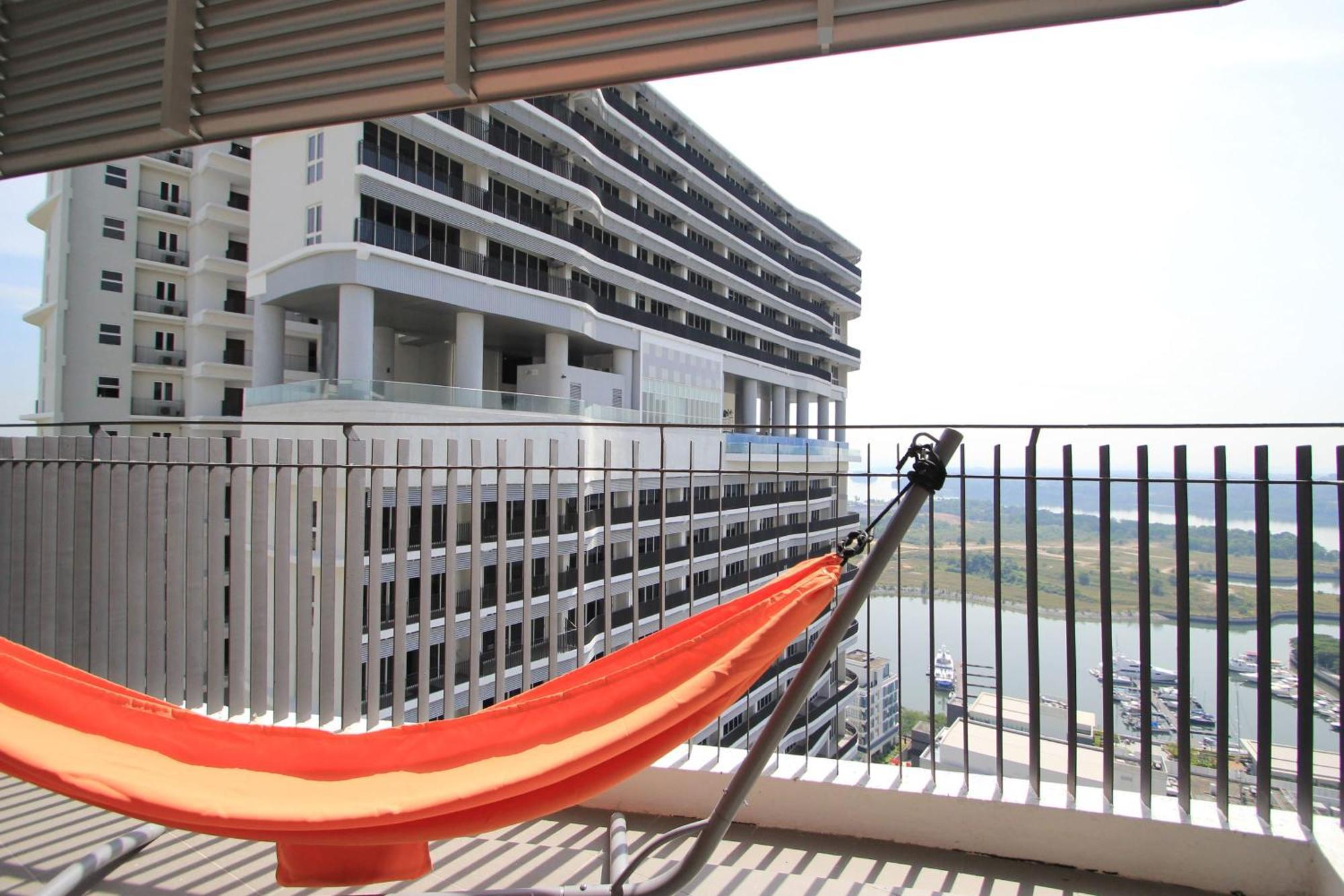 Cozy, High-Floor 2Br Apt Near Legoland Apartment Nusajaya  Exterior photo